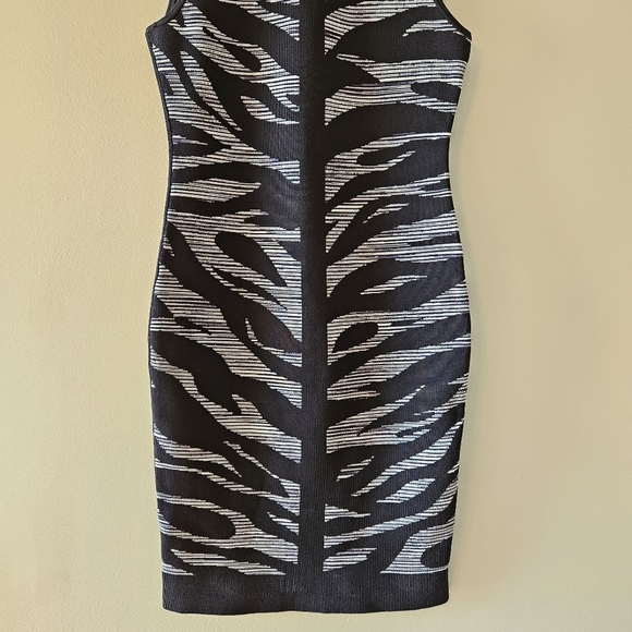 Karen Millen Bandage Bodycon Zebra Print Sleeveless Mini Dress Black Grey Size S - Picture 8 of 16